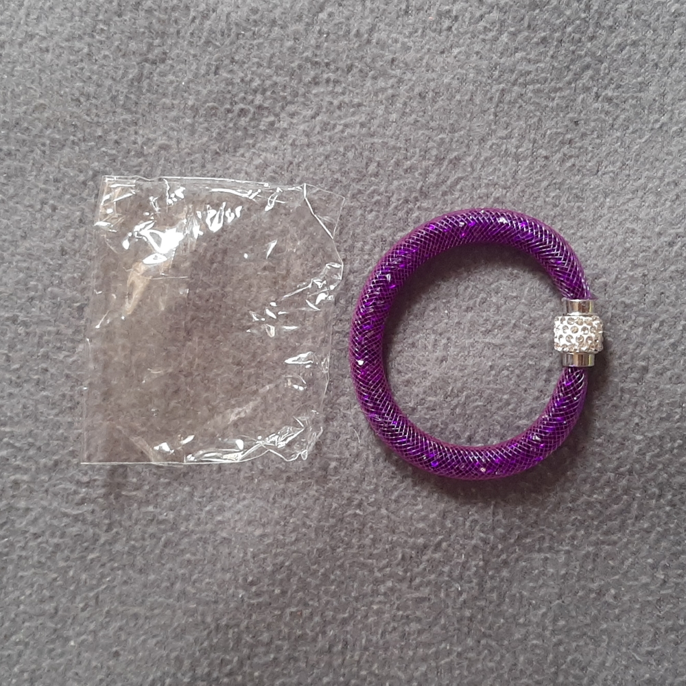 (2/$20) New Mesh Crystal Bracelet with Crystal Magnet Clasp Purple